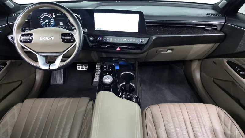 Kia K8