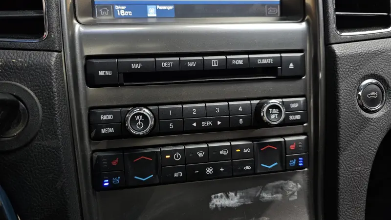 Ford Taurus