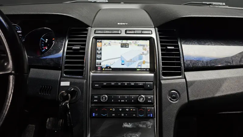 Ford Taurus