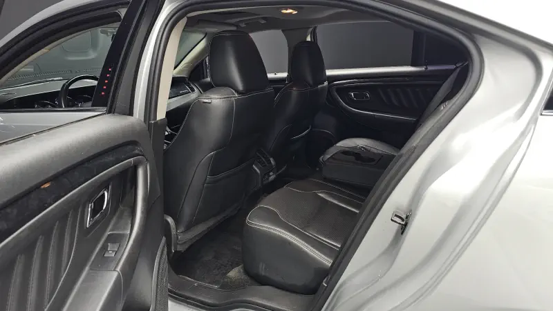 Ford Taurus