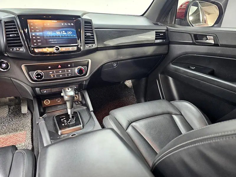 SsangYong Rexton Sports Khan