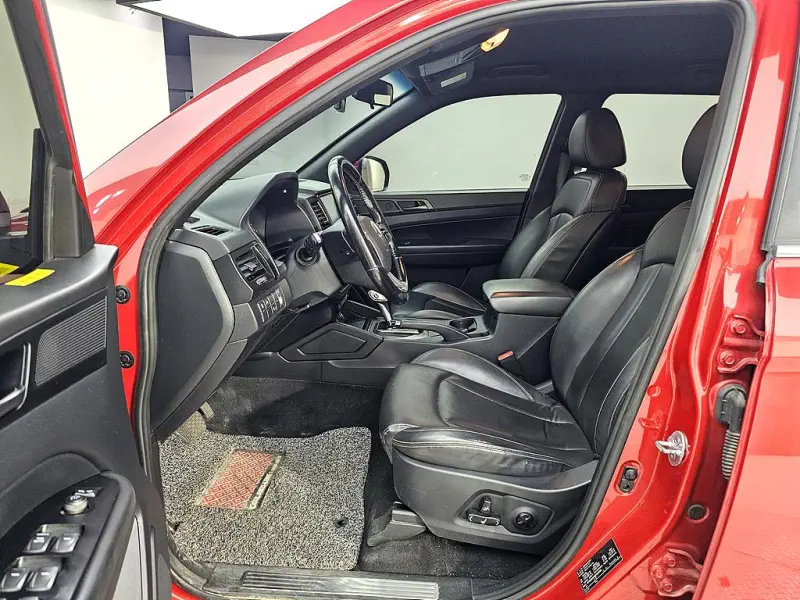 SsangYong Rexton Sports Khan