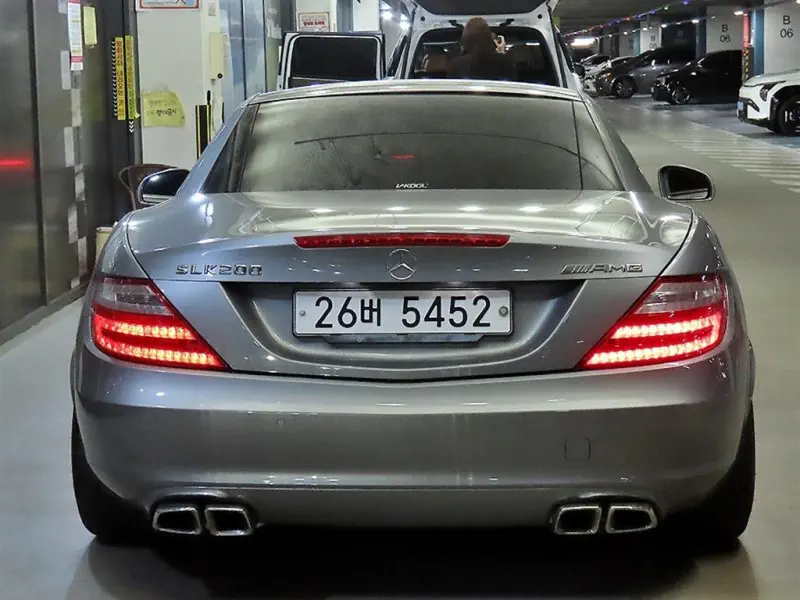 Mercedes-Benz SLK-Class