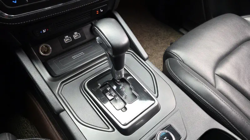 SsangYong Rexton Sports Khan