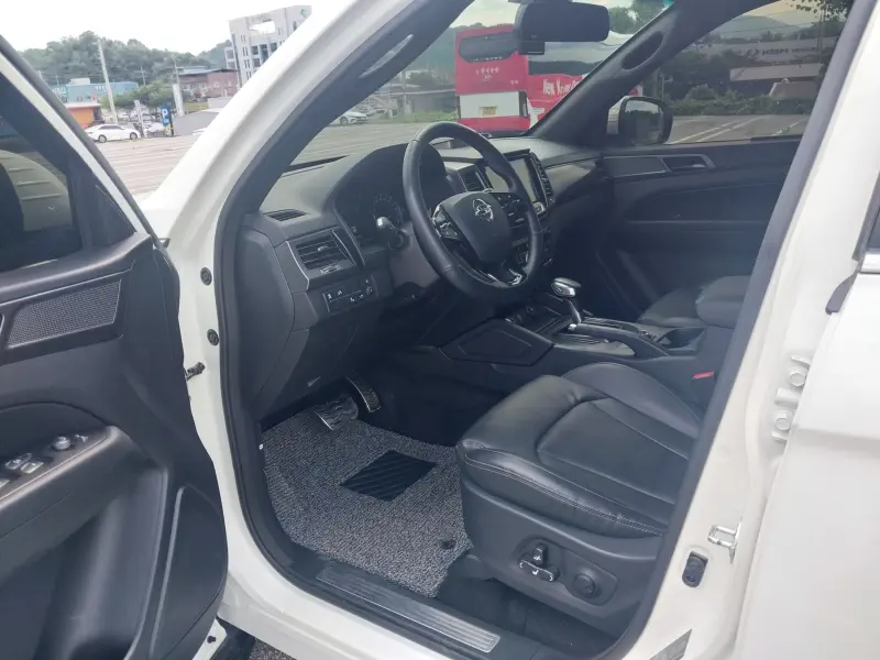 SsangYong Rexton Sports Khan