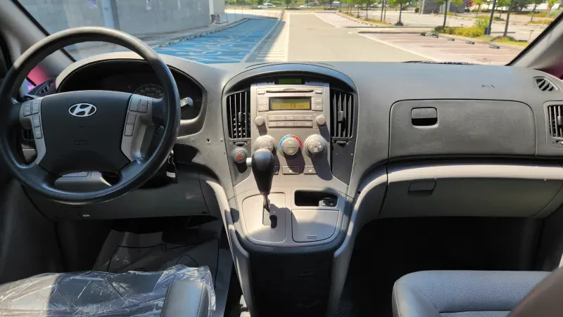 Hyundai Grand Starex