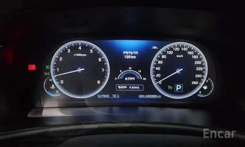 Hyundai Equus