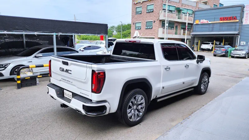 GMC SIERRA