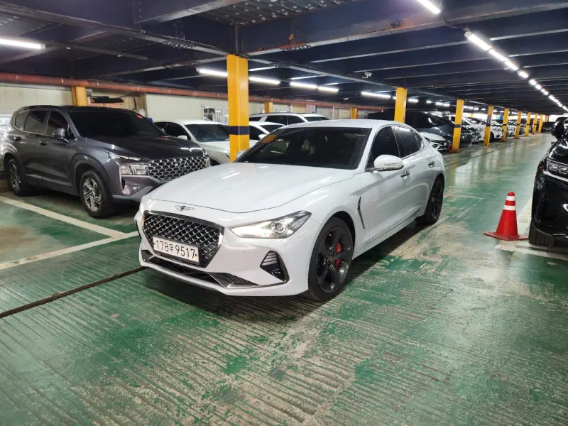 Genesis G70