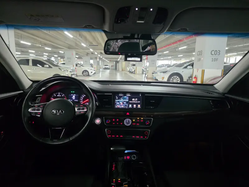 Kia K7