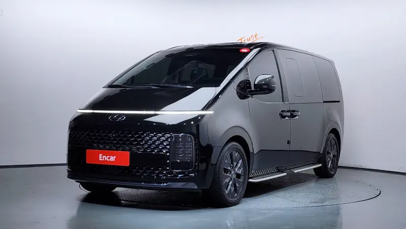 Hyundai Staria