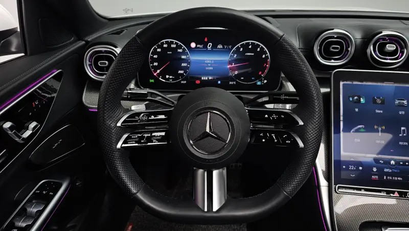 Mercedes-Benz C-Class