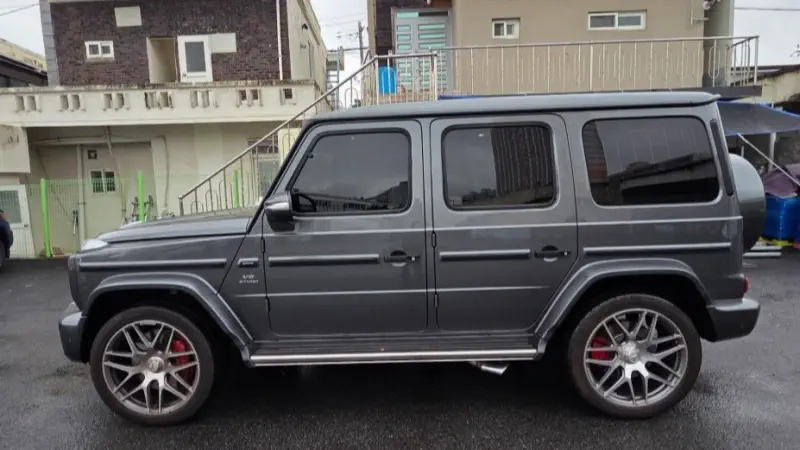 Mercedes-Benz G-Class