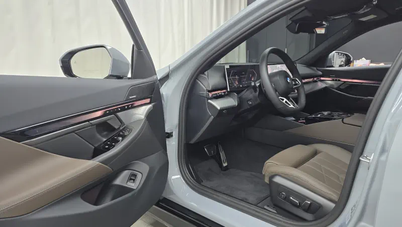 BMW 5-Series