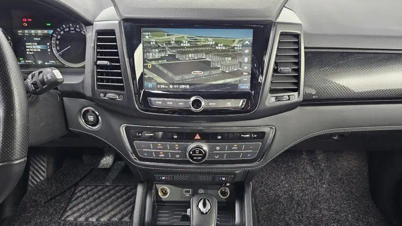 SsangYong Rexton Sports Khan