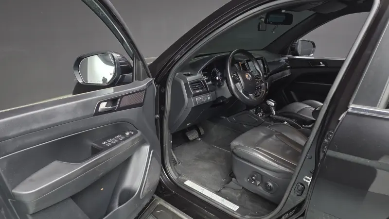 SsangYong Rexton Sports