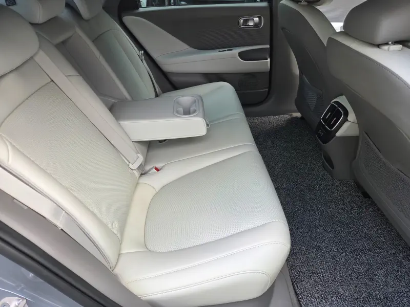 Hyundai Ioniq 6