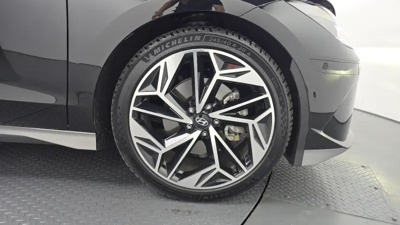 Hyundai Ioniq 6