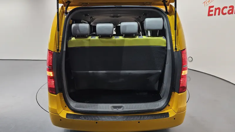 Hyundai Grand Starex