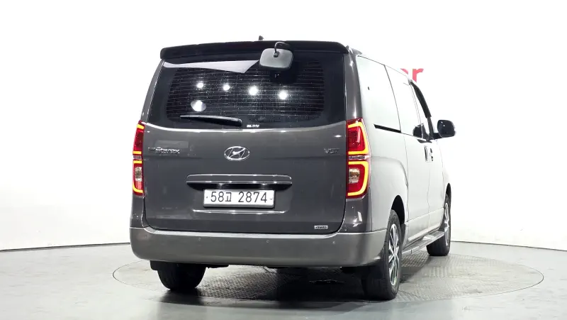 Hyundai Grand Starex