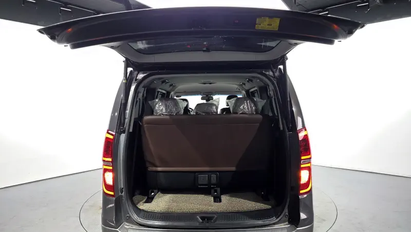Hyundai Grand Starex