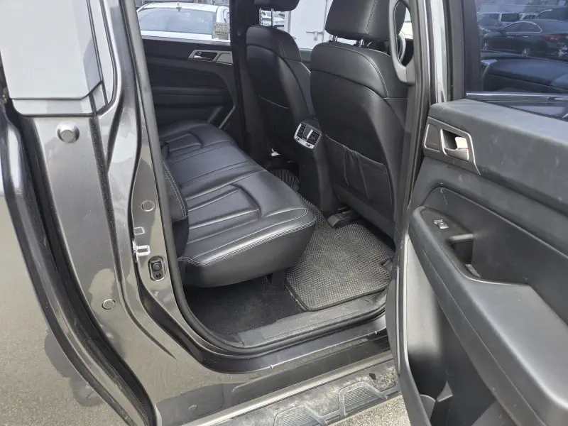 SsangYong Rexton Sports Khan
