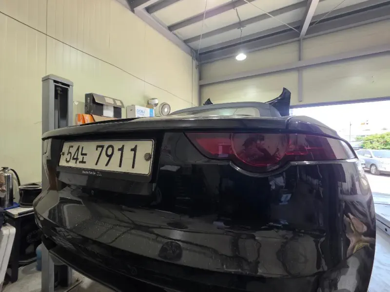 Jaguar F-Type