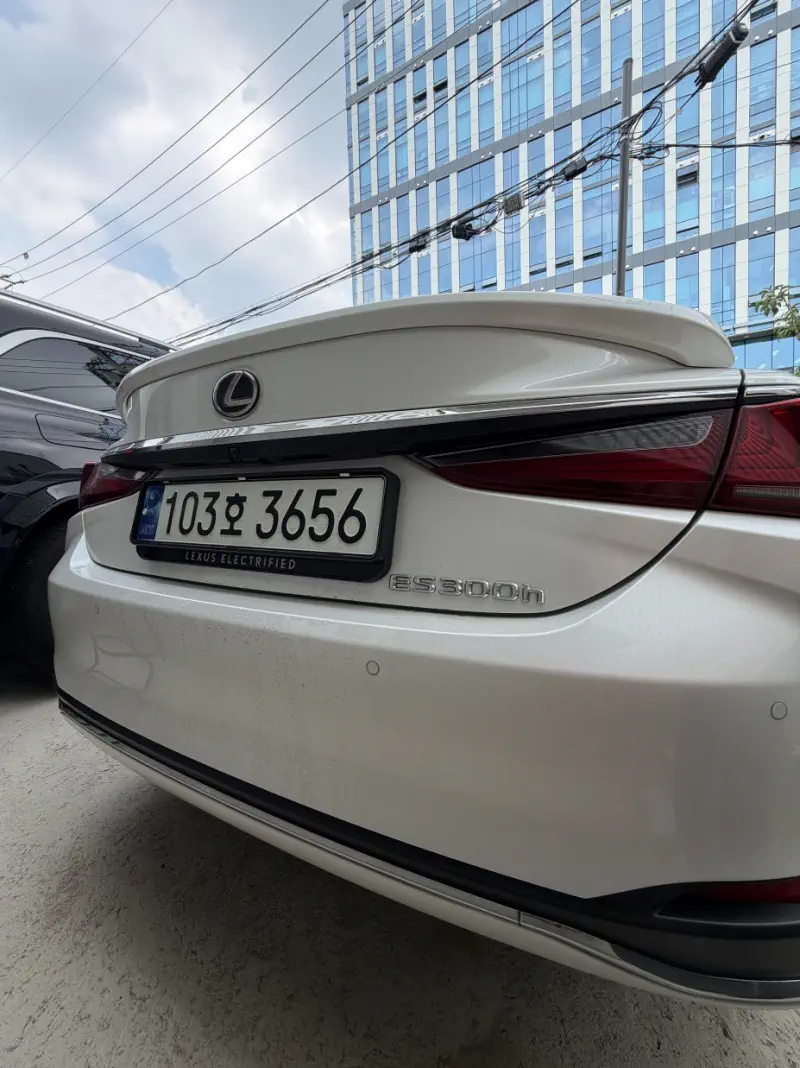 Lexus ES300h