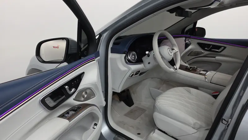 Mercedes-Benz EQS SUV