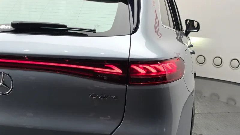 Mercedes-Benz EQS SUV