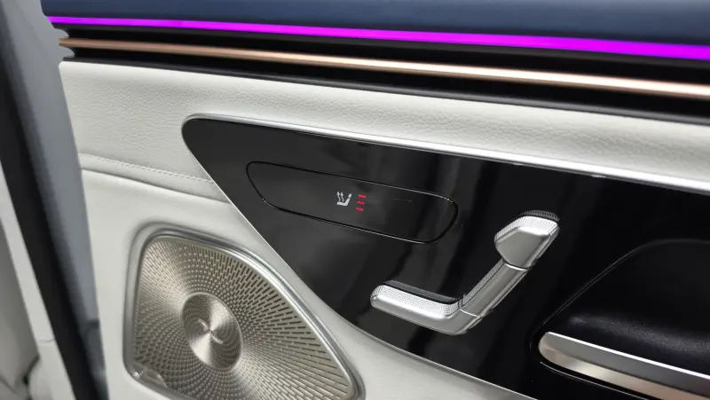 Mercedes-Benz EQS SUV