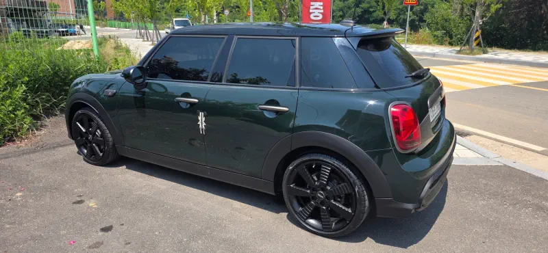 MINI Hatch