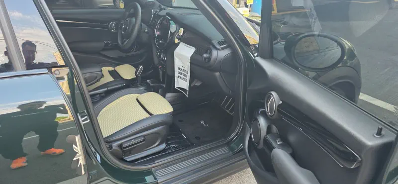 MINI Hatch