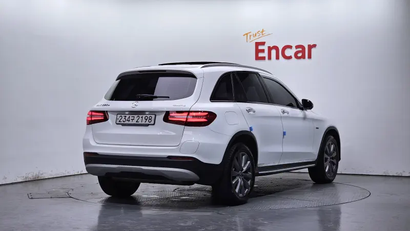 Mercedes-Benz GLC-Class