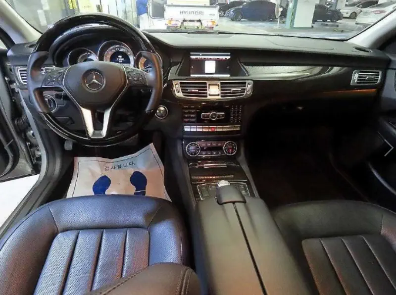 Mercedes-Benz CLS-Class