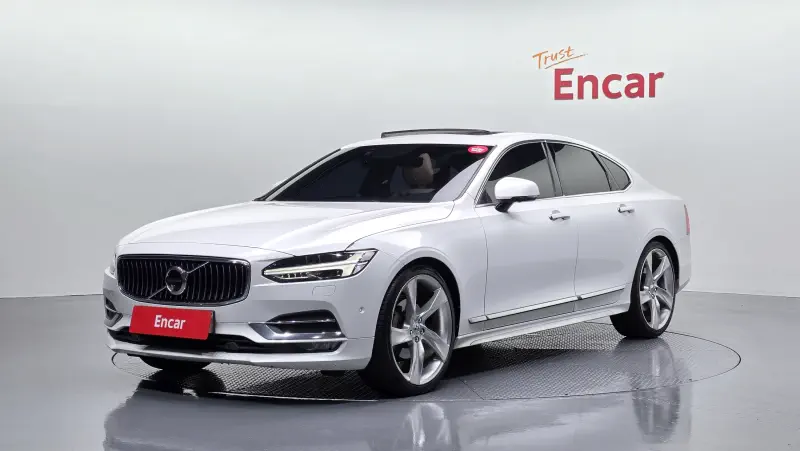 Volvo S90
