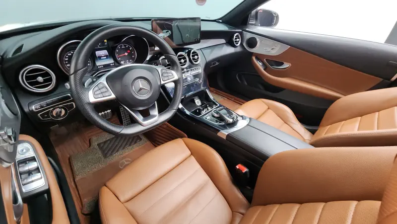 Mercedes-Benz C-Class
