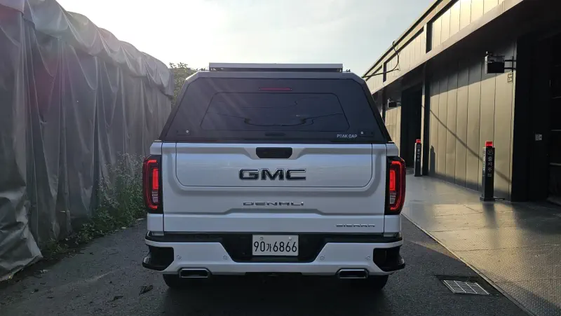 GMC SIERRA