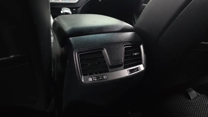 SsangYong Rexton Sports Khan