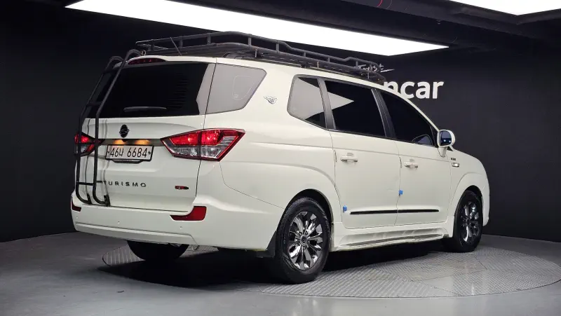 SsangYong Korando Turismo