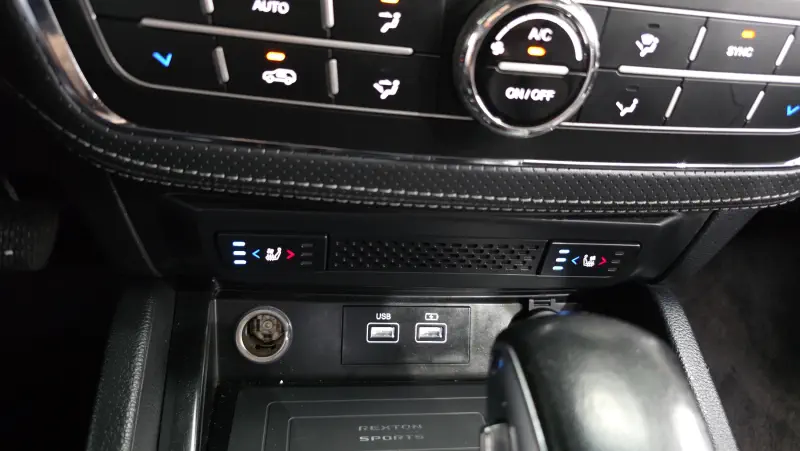SsangYong Rexton Sports Khan