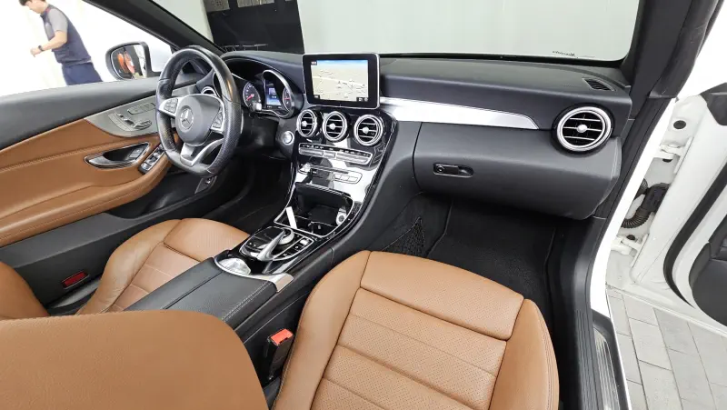 Mercedes-Benz C-Class