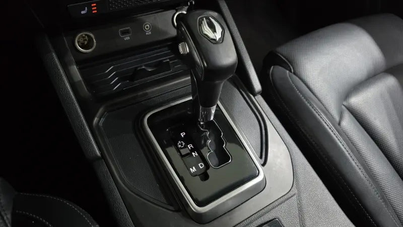 SsangYong Rexton Sports