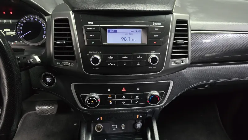 SsangYong Rexton Sports