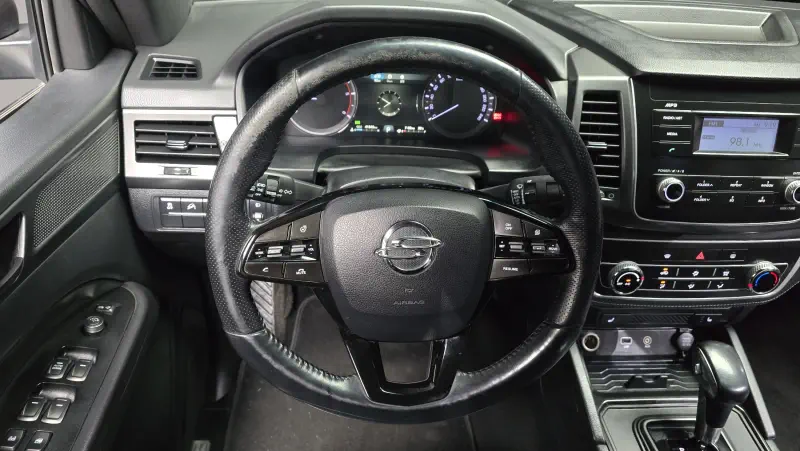 SsangYong Rexton Sports