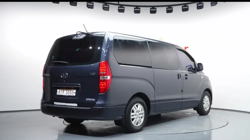 Hyundai Grand Starex