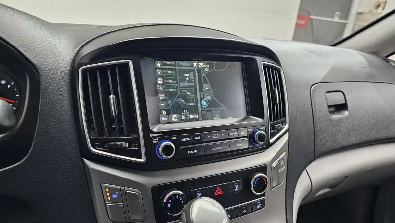 Hyundai Grand Starex