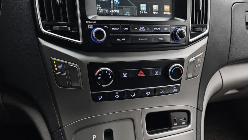 Hyundai Grand Starex