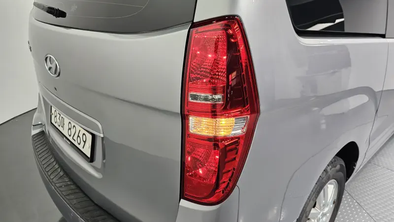 Hyundai Grand Starex