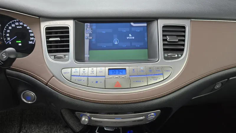Hyundai Genesis